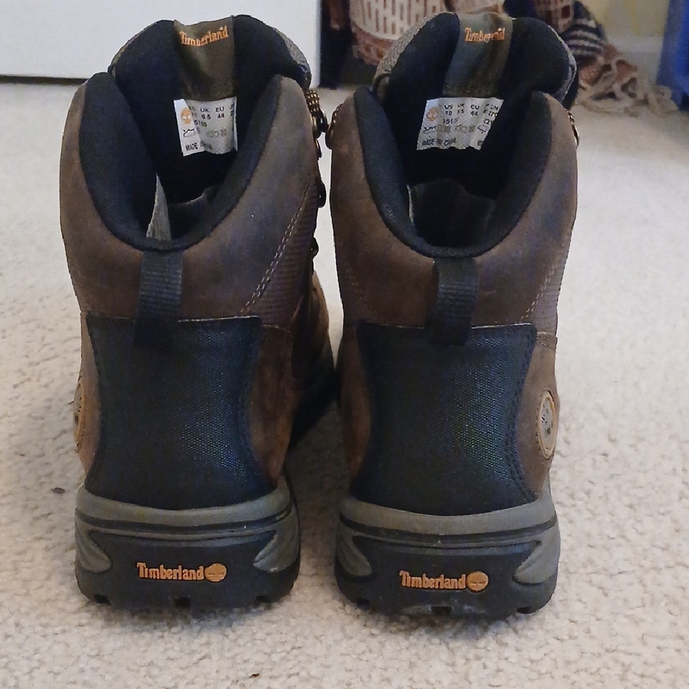 Timberland Outdoor Performance Gore-Tex Boots - Picture 6 of 9